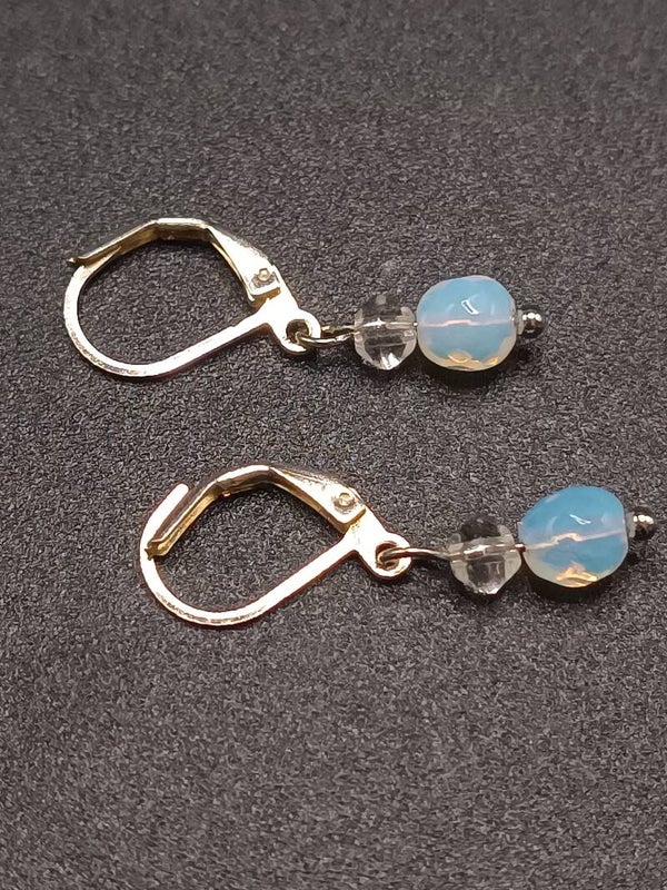 Boucles d'oreilles Dormeuses en Adulaire/Pierre de lune