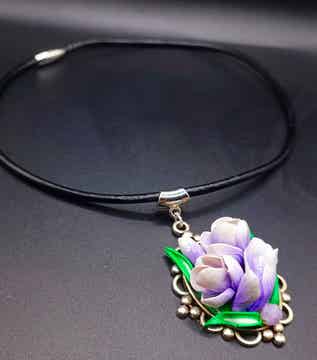 Tour de cou en corde polypropylène "Crocus de Printemps" en Cernit