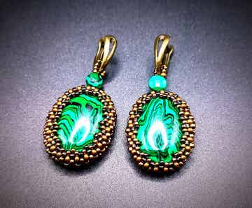 Boucles Pendants d'oreilles Cliquets en Malachite "Énigme de la forêt"