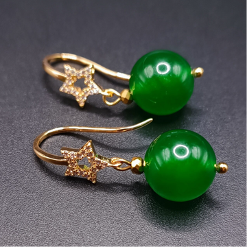 Boucles d'oreilles crochets en Jade