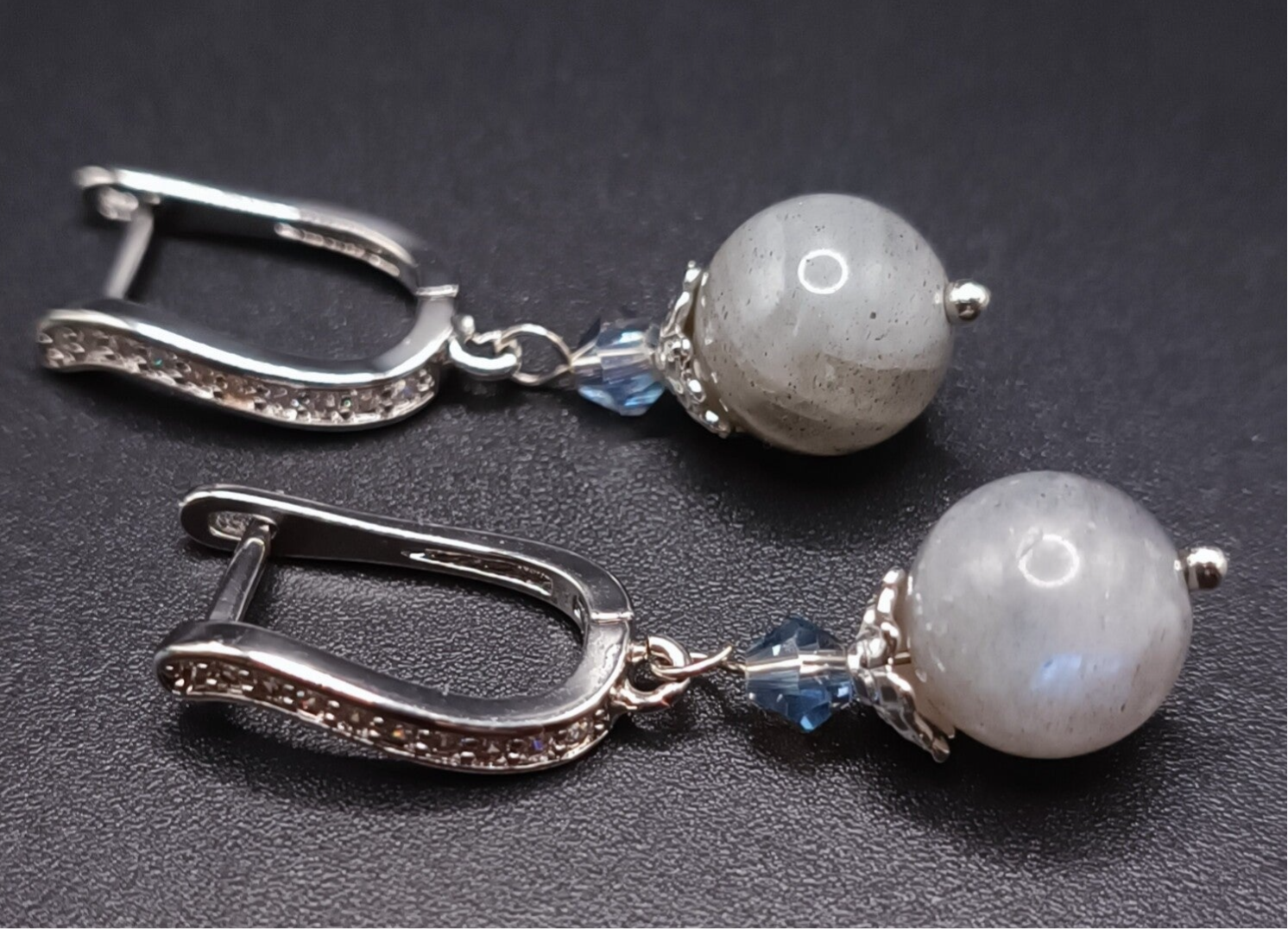 Boucles d'oreilles en Labradorite "Nuit Blanche"