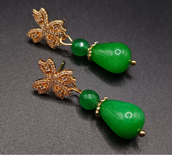 Boucles  Clous d'oreilles en Jade Imperial