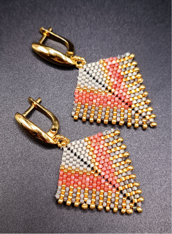 Boucles d'oreilles Cliquets tissées Brick Stitch en Perles Miyuki DELICA