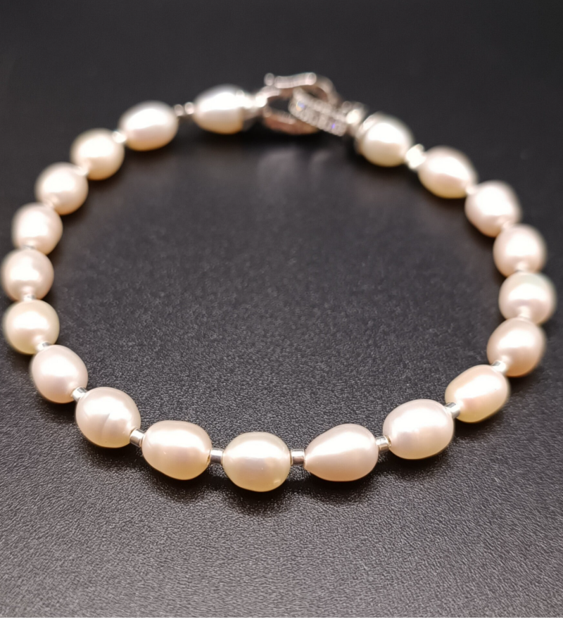 Bracelet en Nacre Blanche Baroque en Clapet