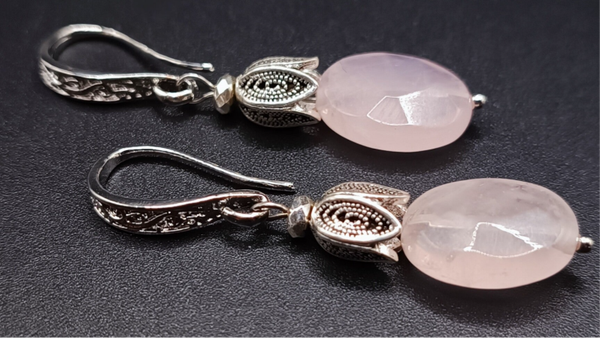 Boucles d'oreilles Crochets en Quartz Rose