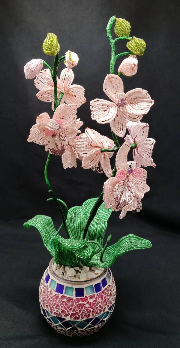 Fleur Orchidée  Rose en  Perles  rocailles  et fil de fer tordu
