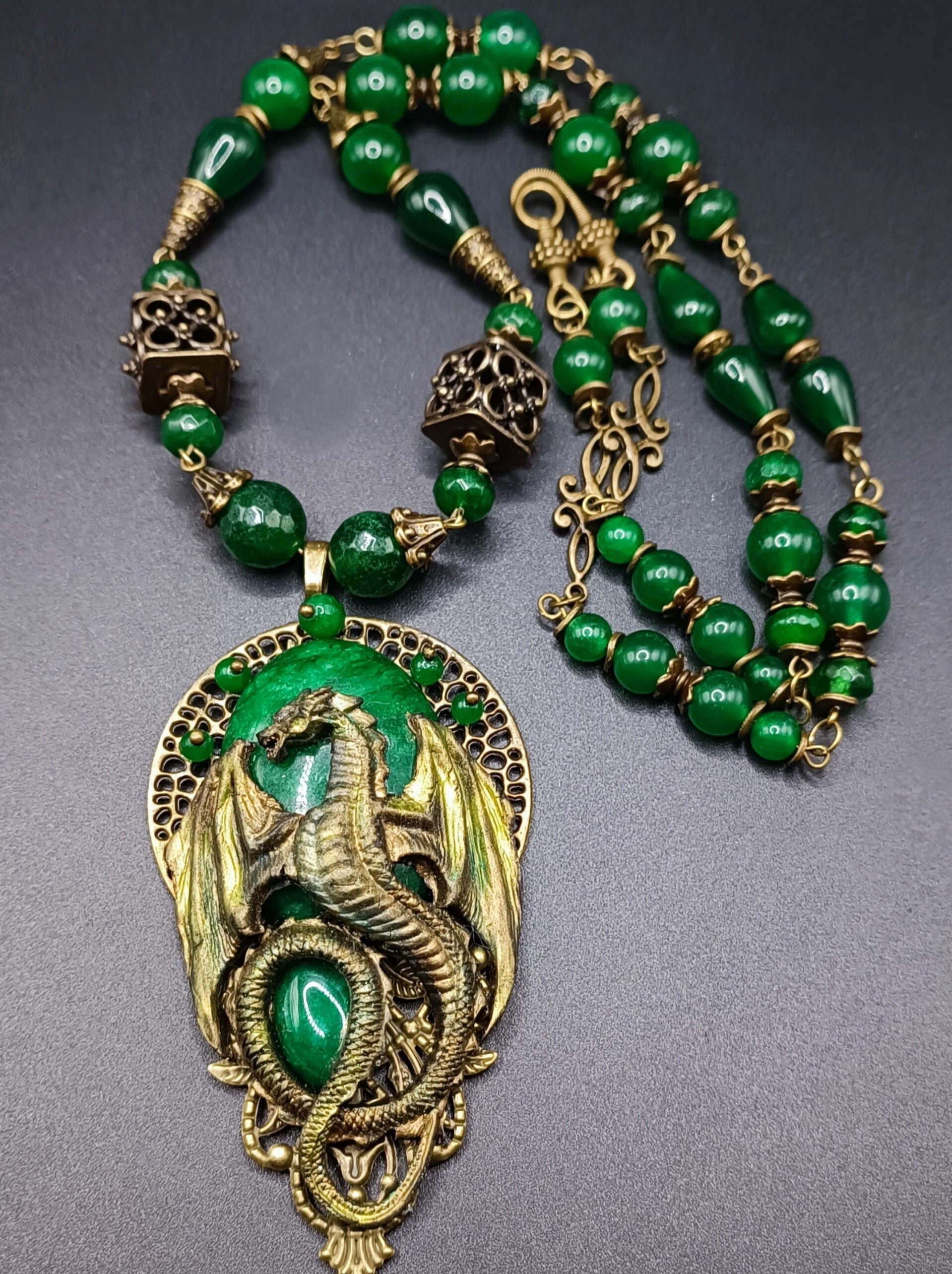 Collier sautoir Rope en Jade Imperial & Bronze "Dragon Vert"