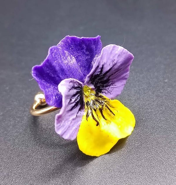 Bague Reglable "Pensée" en Cernit - pâte polymère