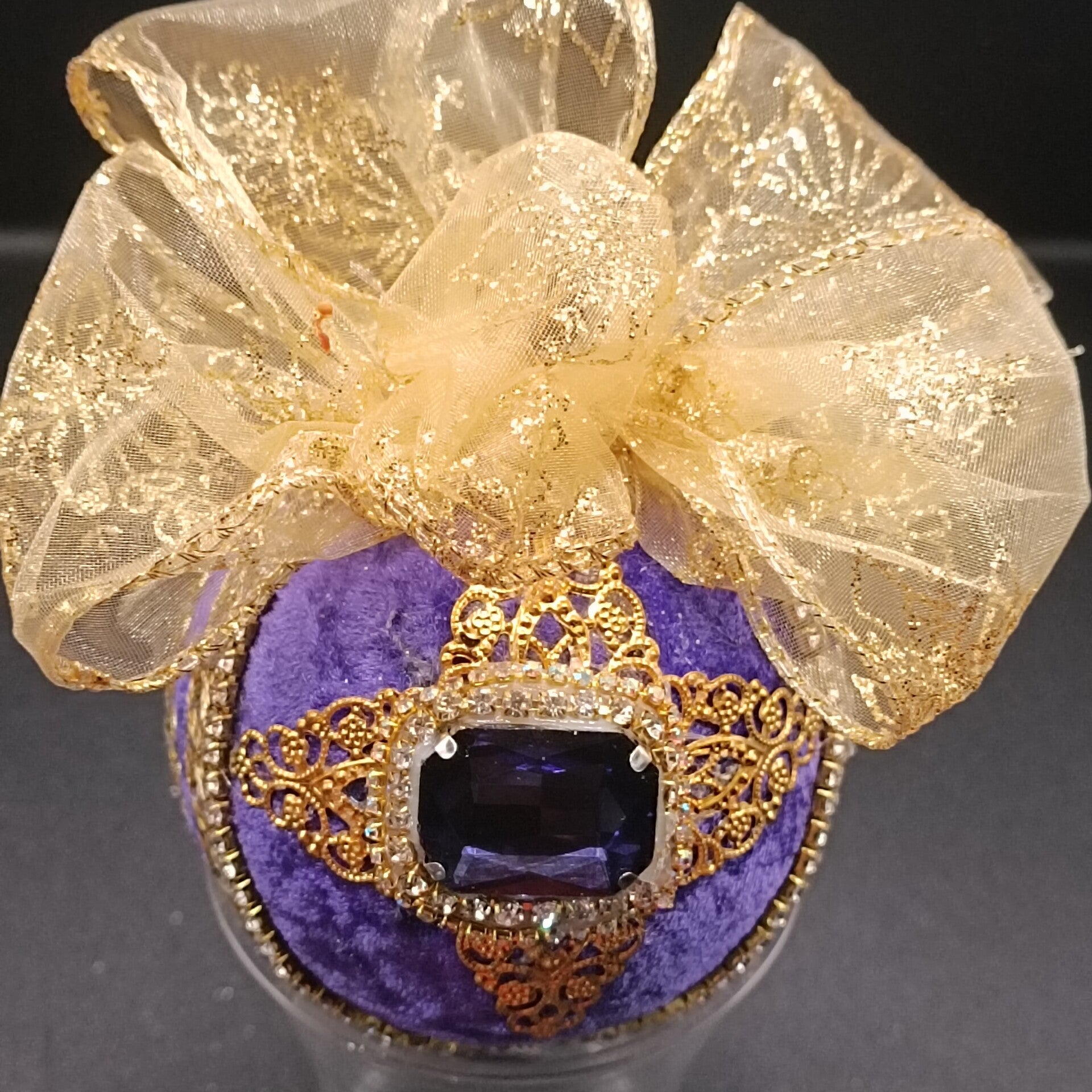 Boule de Noel   Artisanale 8cm en velours  Violet Boule de Noel   Artisanale 8cm en velours  Verte Décorées de filigrane & cristaux