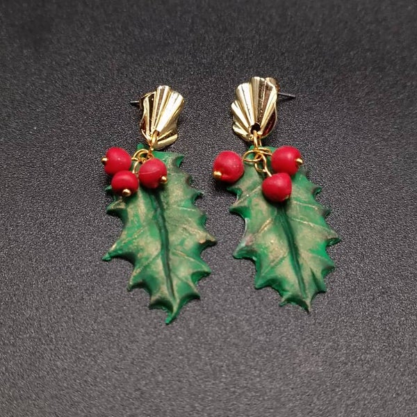 Boucles d'oreilles Clous de Noel  en Cernit