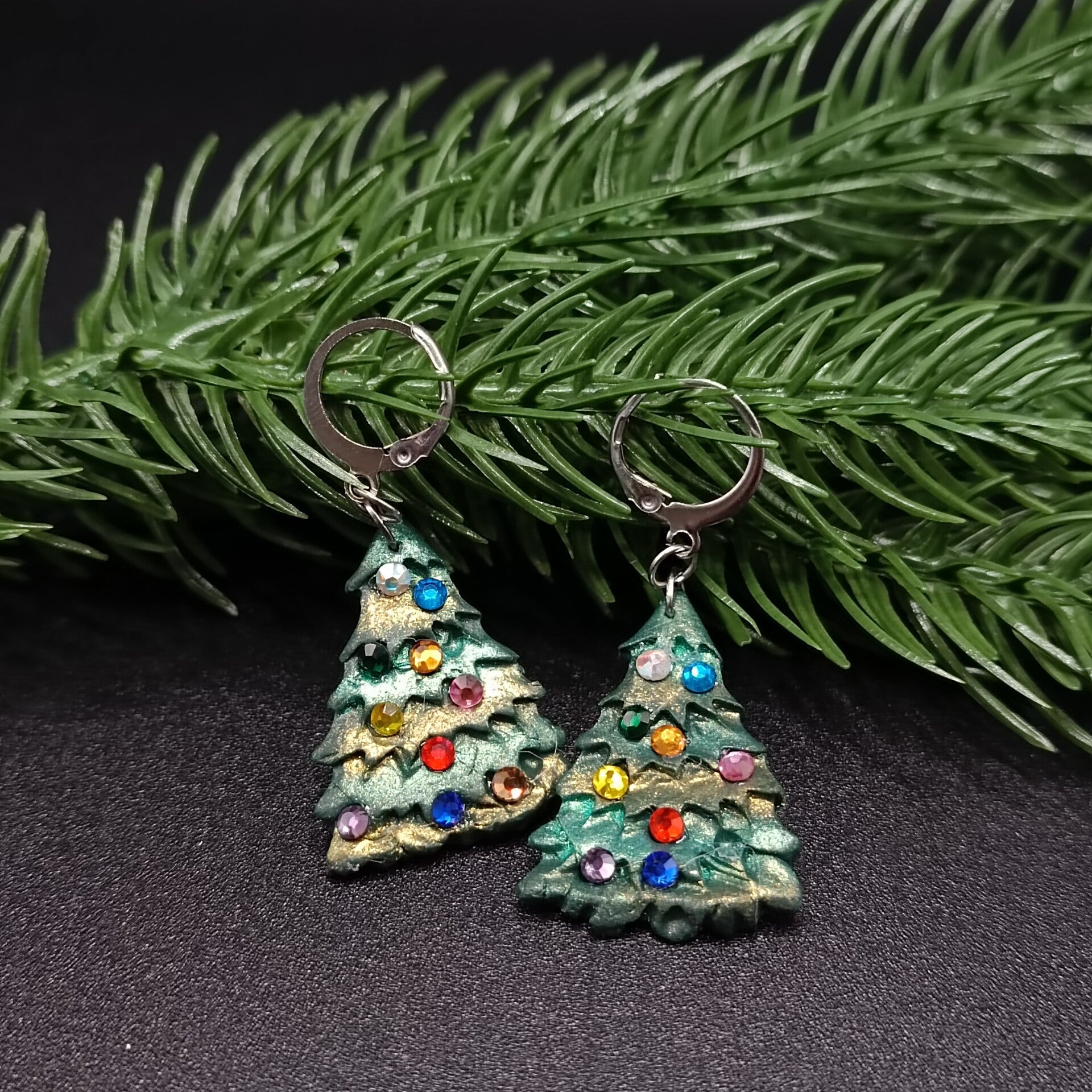 Boucles d'oreilles Creoles pour Noel en Cernit