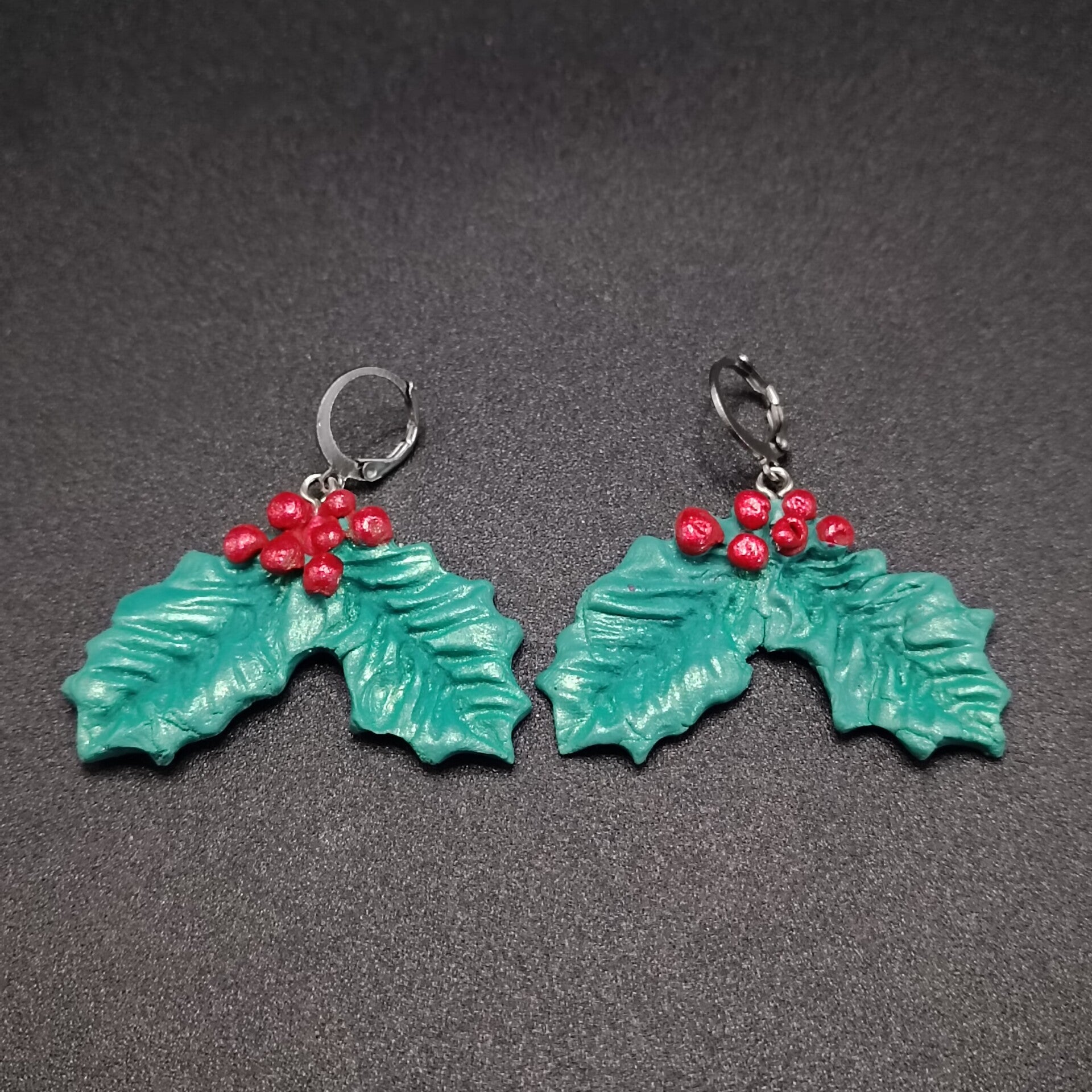 Boucles d'oreilles Creoles pour Noel en Cernit