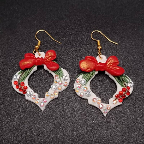 Boucles d'oreilles Crochets pour Noel  en Cernit