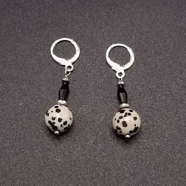 Boucles d'oreiiles Creoles en Jaspe Dalmatien & Onyx