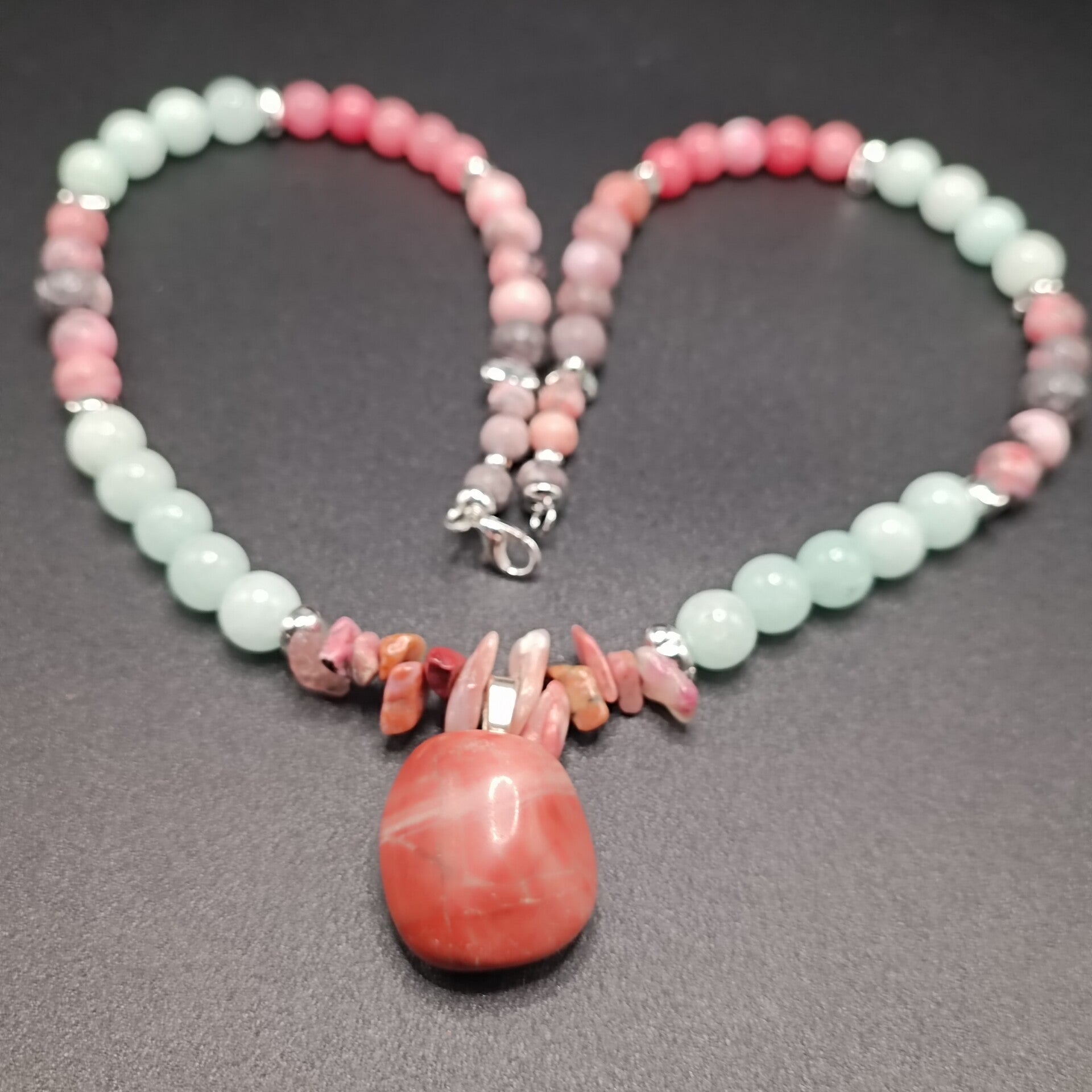 Collier en Quartz Fraise & Calcite Caraibes & Rhodonite &Hematite