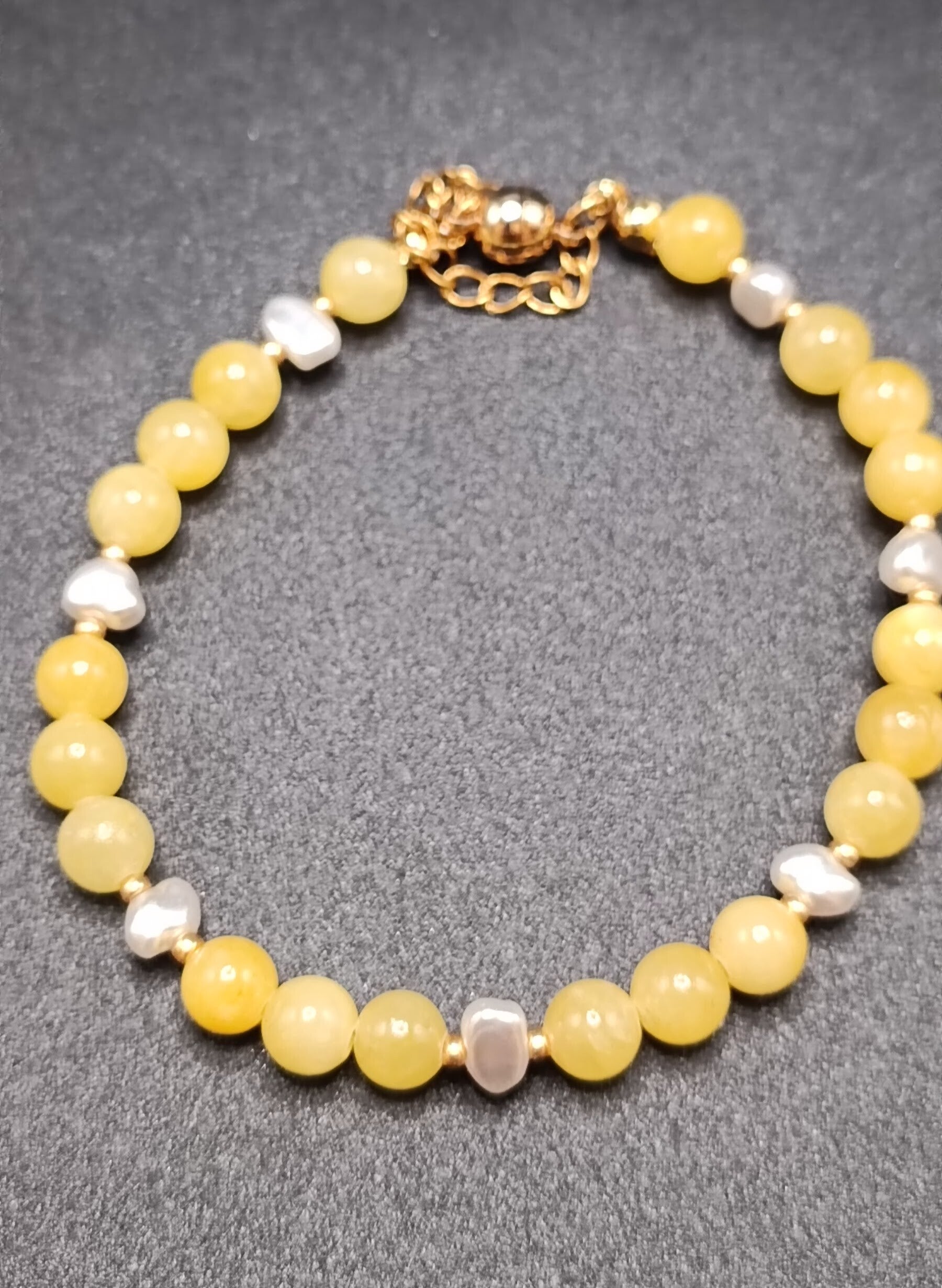Bracelet Aimanté  en Agate Jaune Doré 6mm