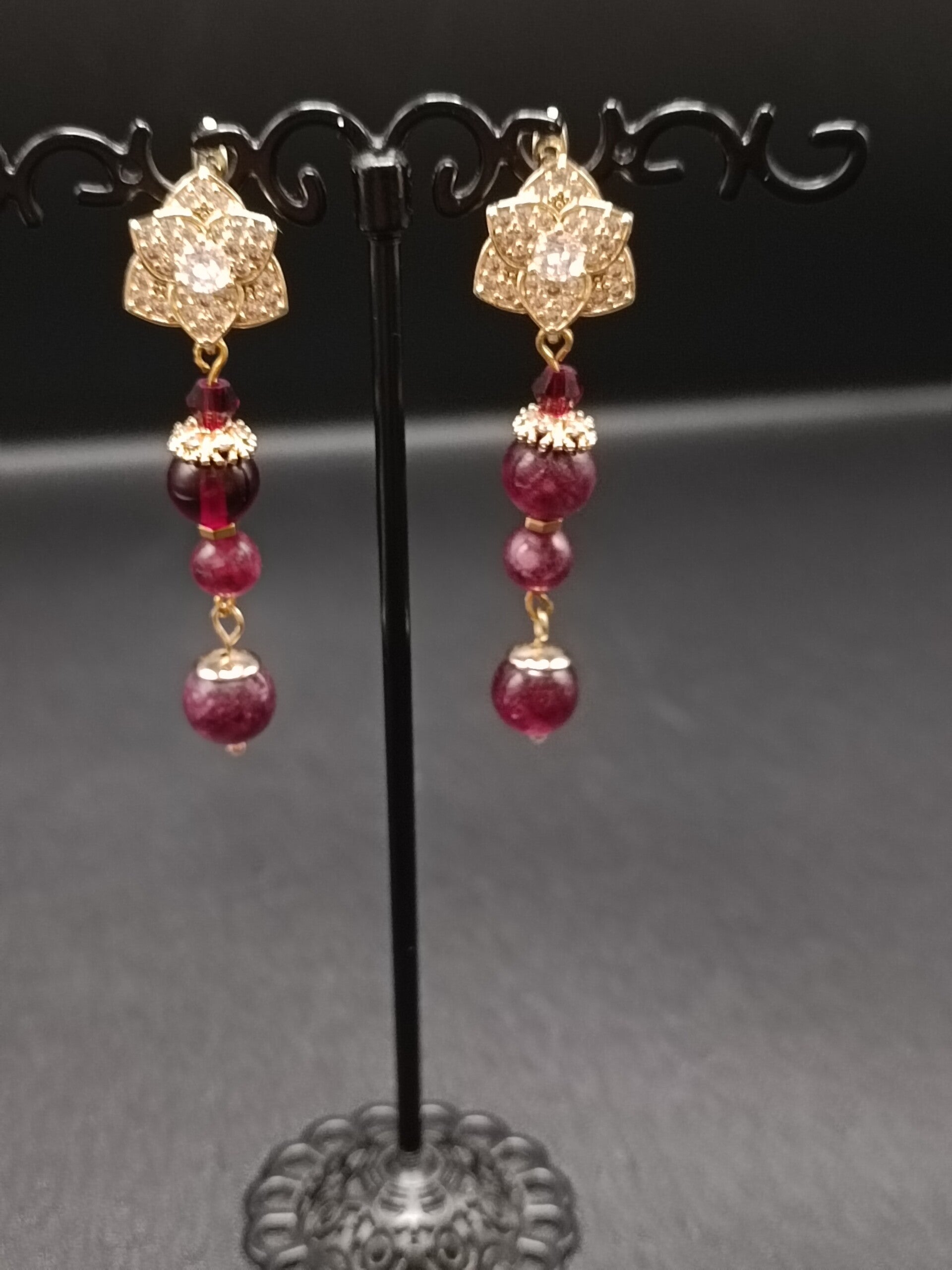 Boucles d'oreilles  Cliquets  en Grenat