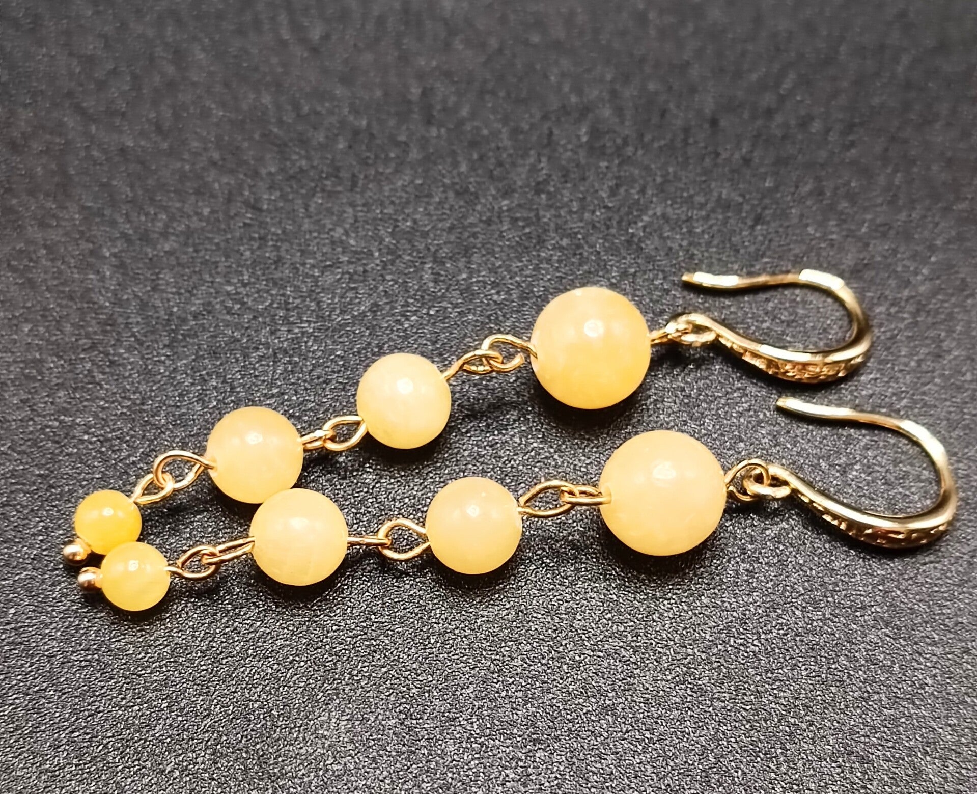 Boucles d'oreilles Crochets  en AGATE Jaune Doré