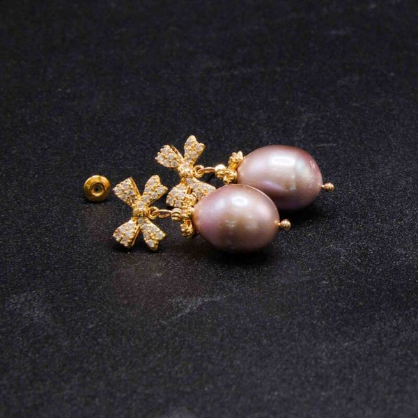 Boucles d'oreilles Clous en Nacre rosée