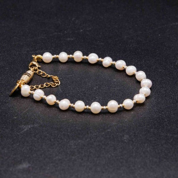 Bracelet en perles de Nacre fermoir magnétique
