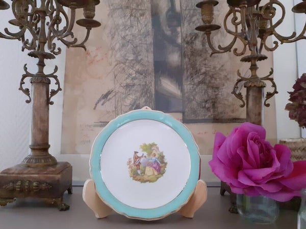 Jolie Petite Assiette à gateaux Fragonard ( Le Musicien) , vintage , Manufacture de saint Amand