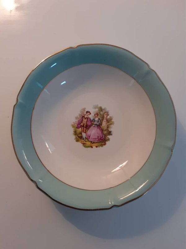 Petite coupelle creuse " La Danse"  Fragonard, vintage ,manufacture de saint- Amand