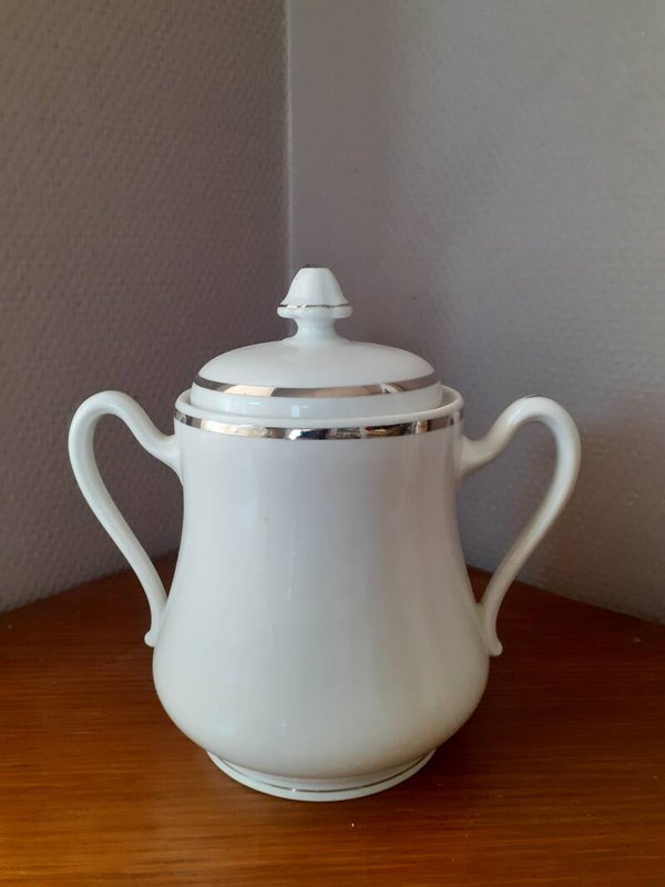 Sucrier porcelaine blanche et platine