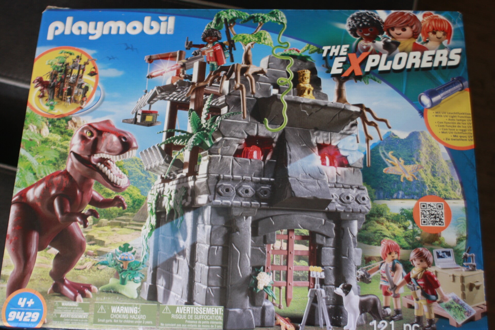 PLaymobil 9429 Dinos Basiskamp van de avonturiers met T-Rex