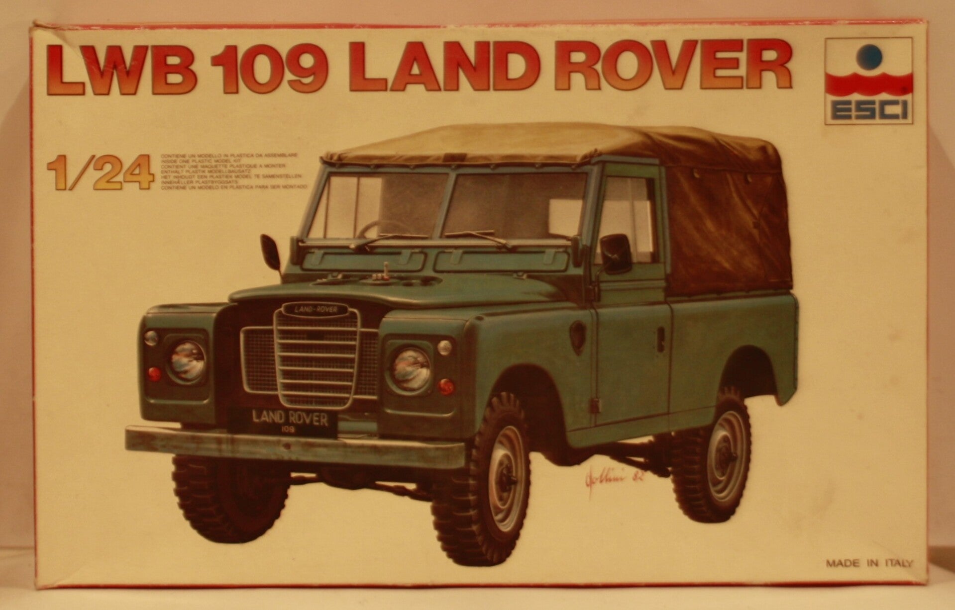 Esci 3034 1/24 LWB 109 Land rover