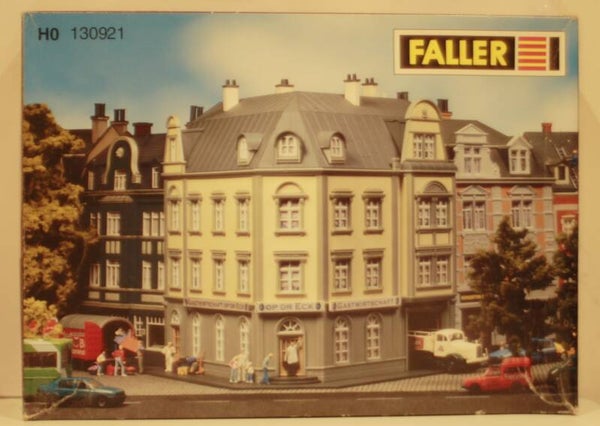 Faller HO 130921 Stadshoekhuis Goethestrasse 98