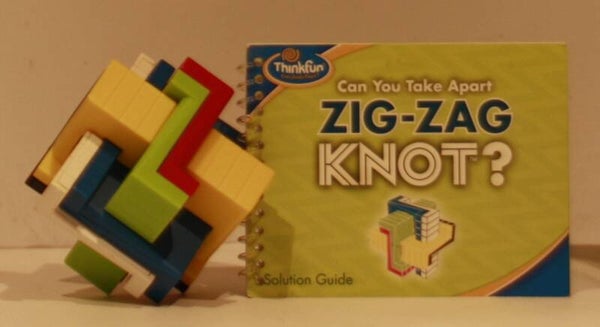 Thinkfun zig-zag knot