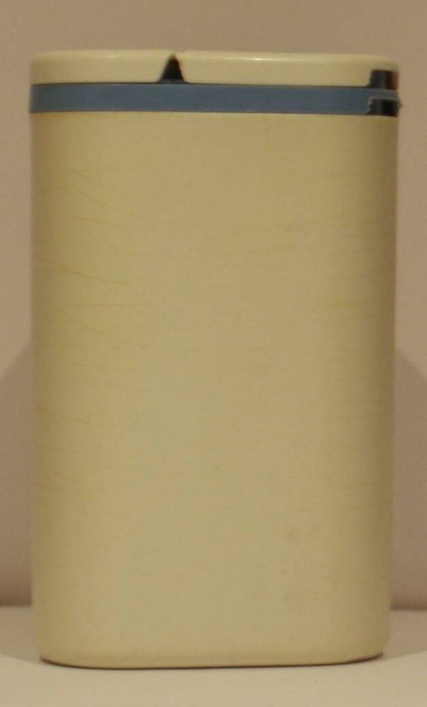 Tupperware C-107 Deltabus ( strooibus )