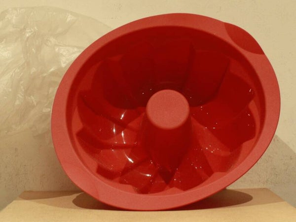 Tupperware E-405silicone forms "Crown" 22,5 cm