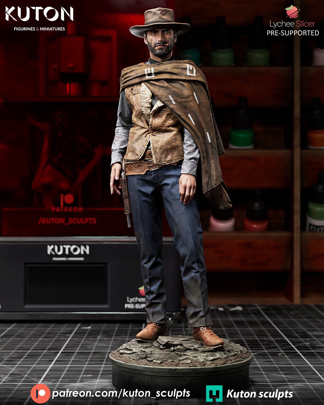 Clint Eastwood - Figurine 190 mm tall - by Kuton Figurines