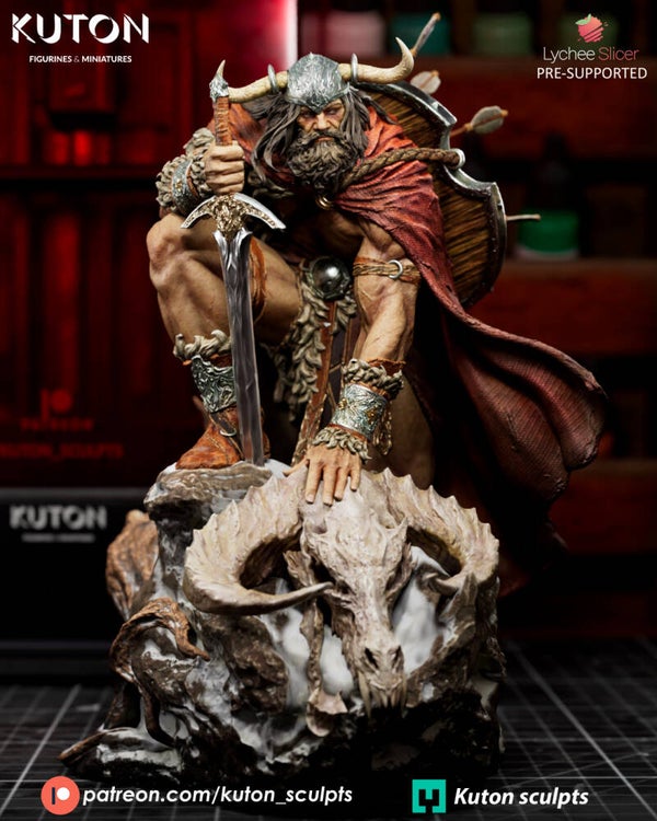 Draven - Figurine 203 mm - by Kuton Figurines