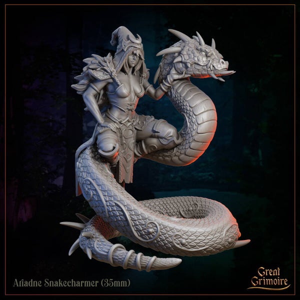 Arcane Beastmasters - Ariadne Snakecharmer - 32mm - by Great Grimoire