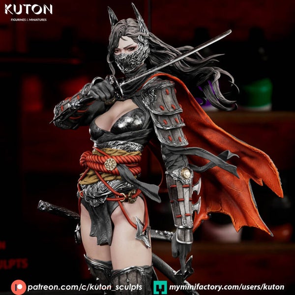 Bat Girl Ronin - Figurine ca. 252mm tall - by Kuton Figurines