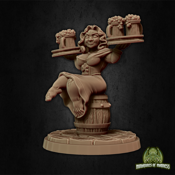 Hold My Dwarf - Dorella Breakheart - 32mm - by Miniatures of Madness