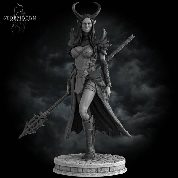 Morrigan, Tiefling Sorceress - Scale 32mm - by Stormborn Collectibles