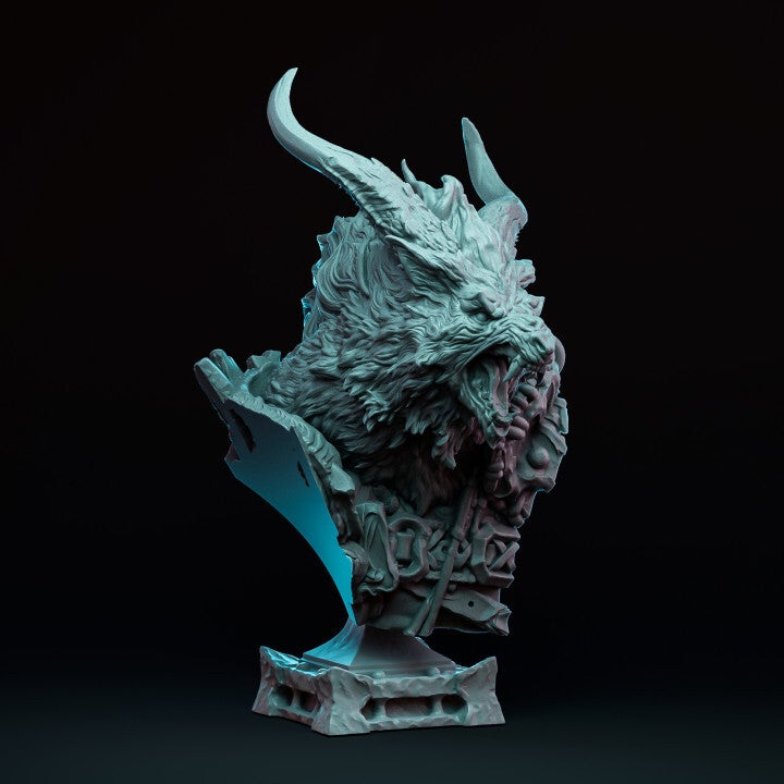 Ascendant Greatwolf Bust by Witchsong Miniatures
