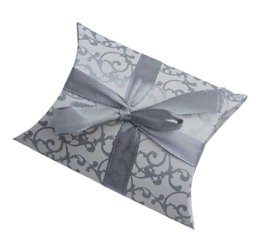 Zilveren Cadeaudoosje – Stijlvolle Geschenkverpakking met Glans