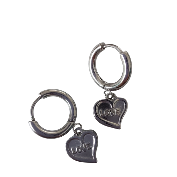 Stainless steel zilveren ronde oorbellen met hart bedel