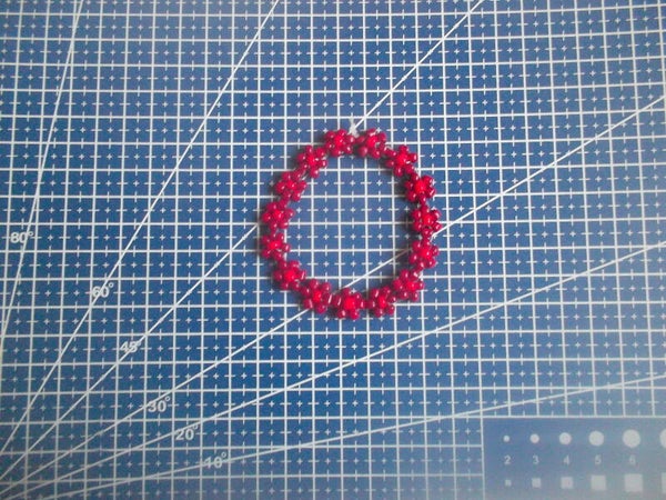 bracelet fleur rouge
