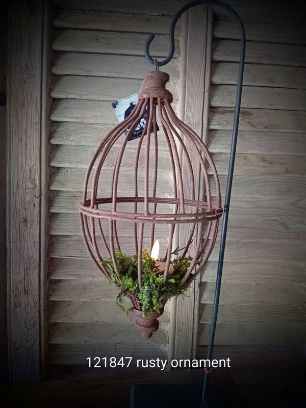 121847 hanging ornament rusty