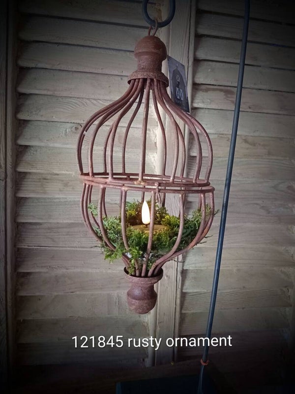 121845 rusty ornament