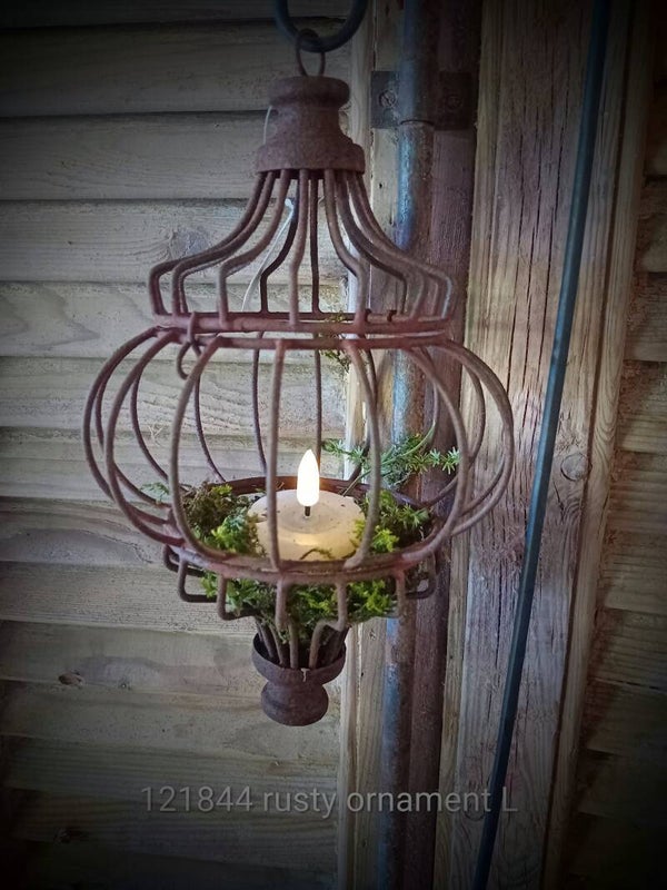 121844 rusty ornament 24 cm hoog