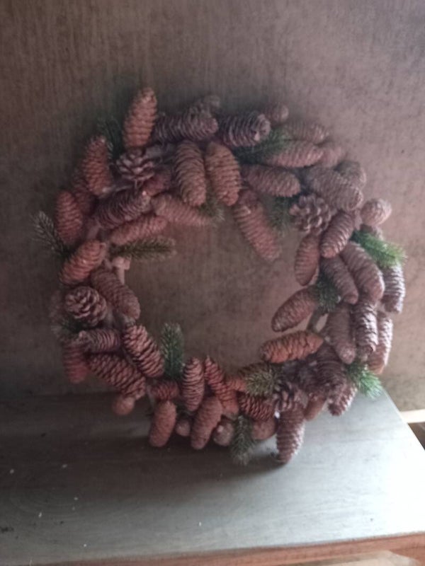 700002 nature krans met denneappels 40 cm