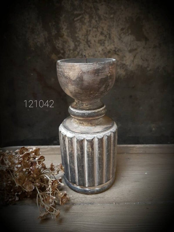 121042 kandelaar vintage black hout