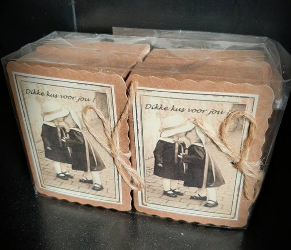 Zoopie meisjes hoedjes  (per 4 verpakt)