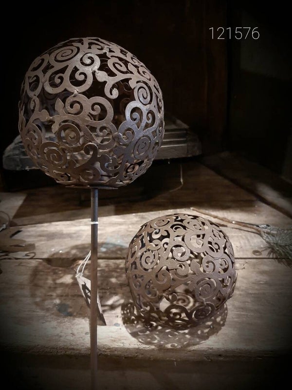 121576  rusty ball op steker L gaan per 2